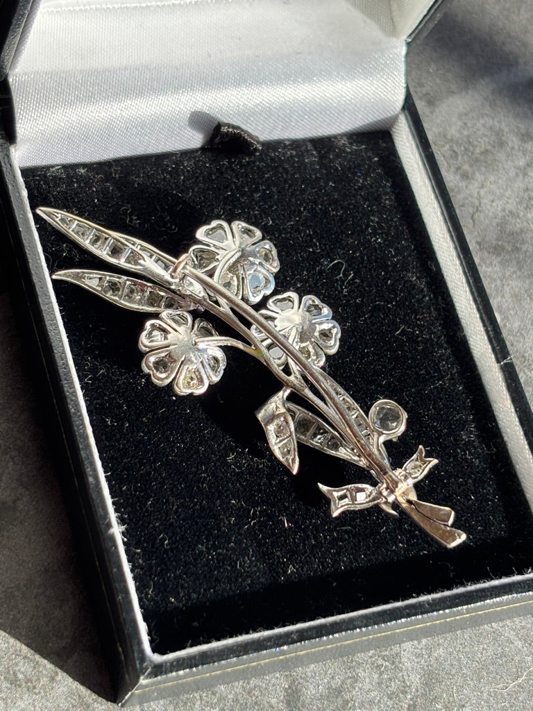 ANTIQUE EDWARDIAN DIAMOND Brooch