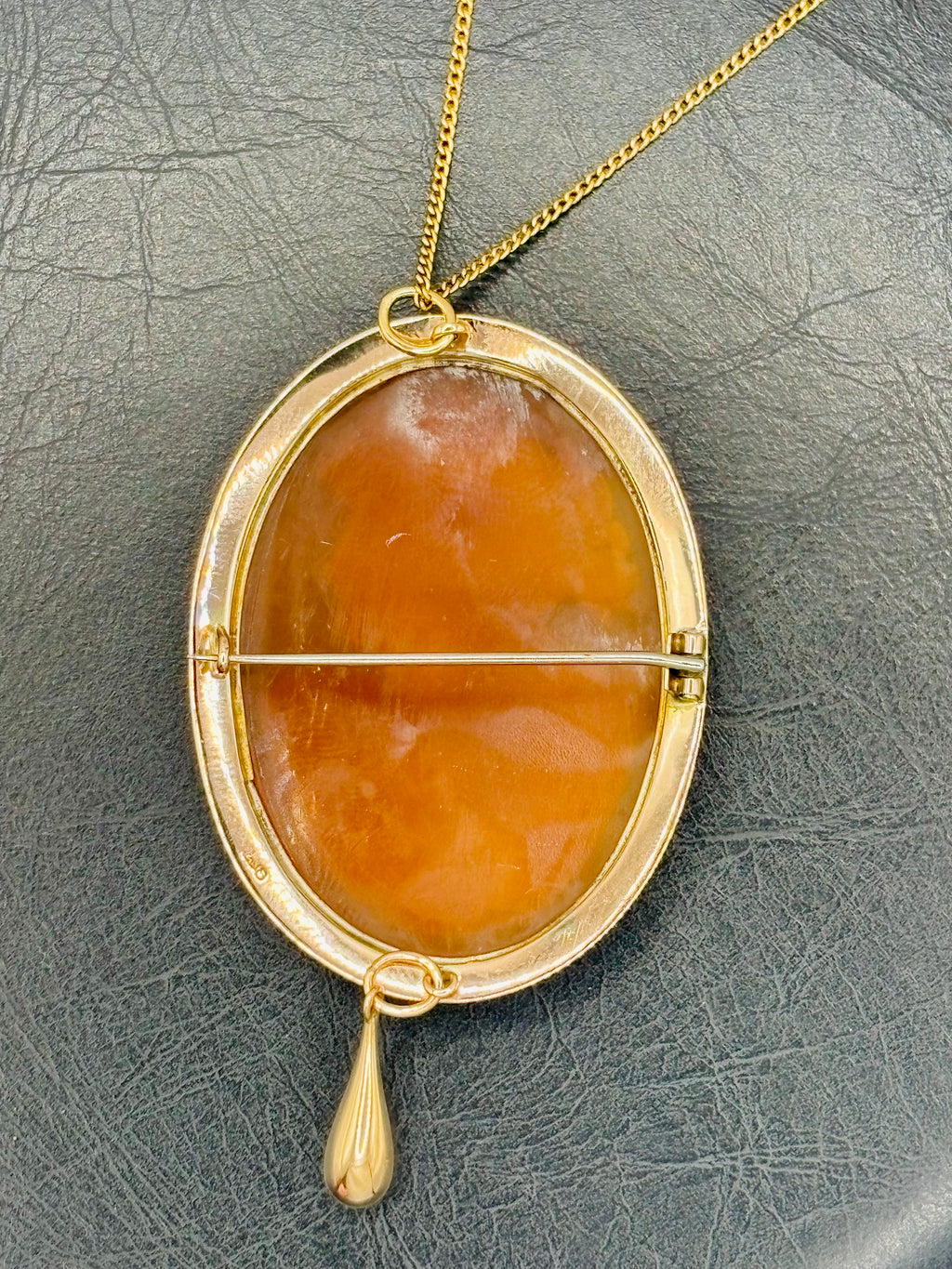 Large Victorian Classical Shell Cameo Pendant Brooch Depicting Ceres, circa 1890