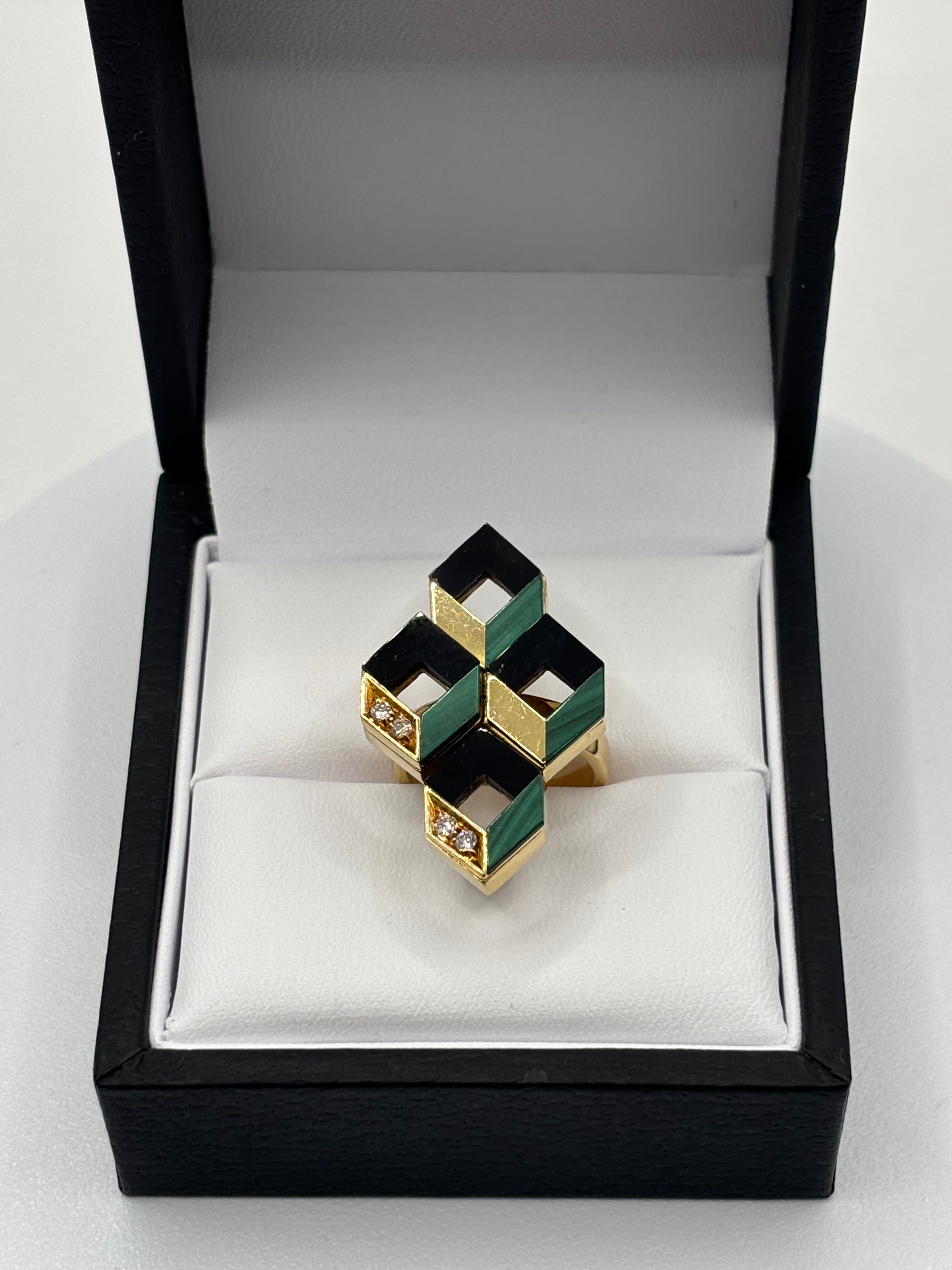 Vintage Ring 18K Gold Malachite, Onyx. Diamonds, circa 1980 Italy
