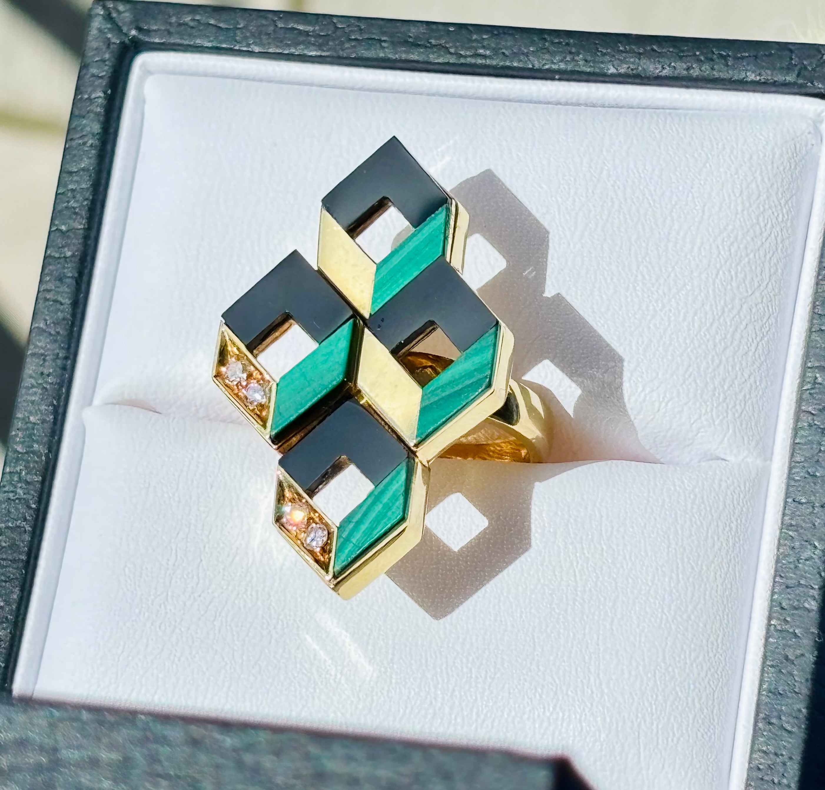 Vintage Ring 18K Gold Malachite, Onyx. Diamonds, circa 1980 Italy