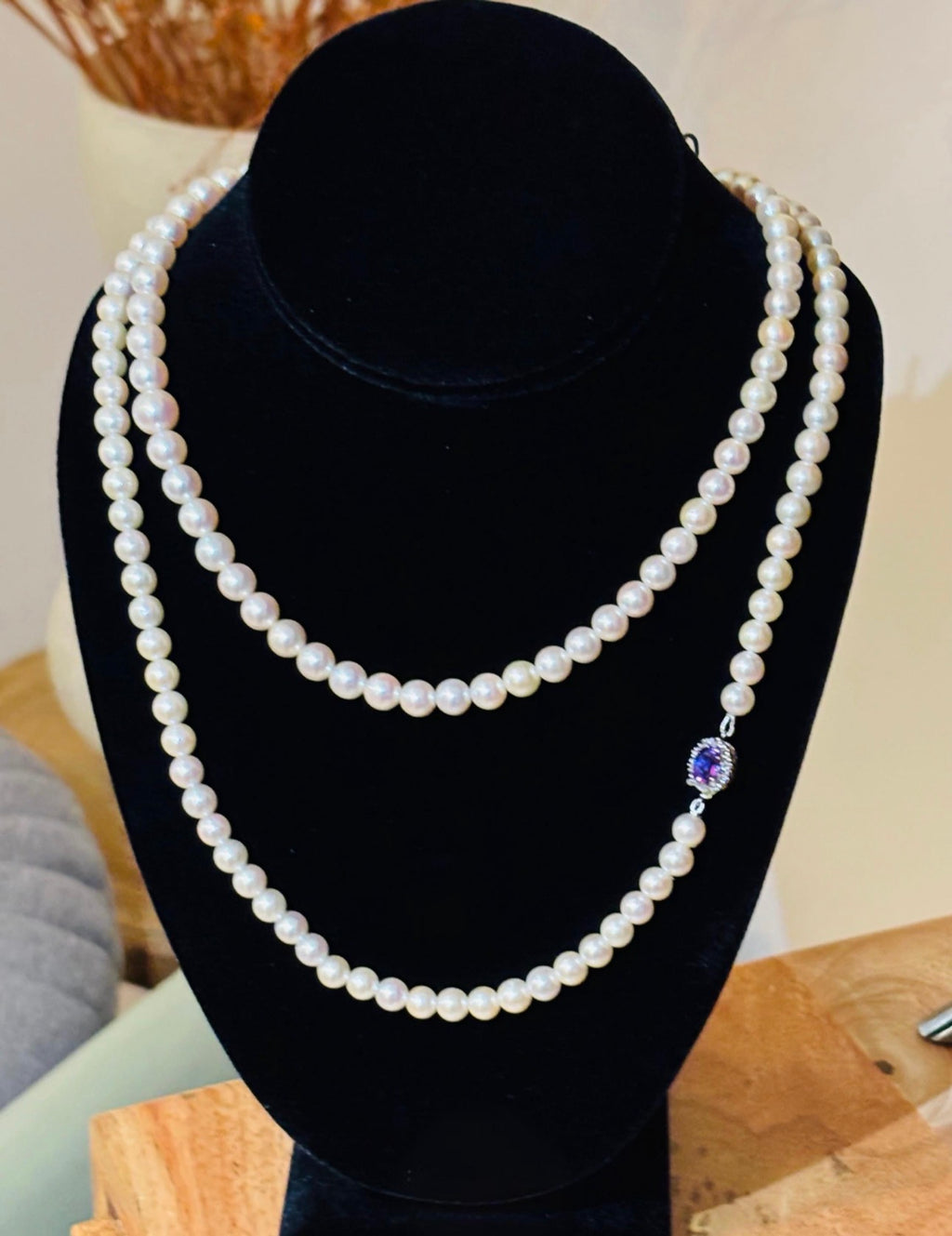 VINTAGE CULTURED PEARL Necklace with Diamonds & Amethyst White Gold Clasp
