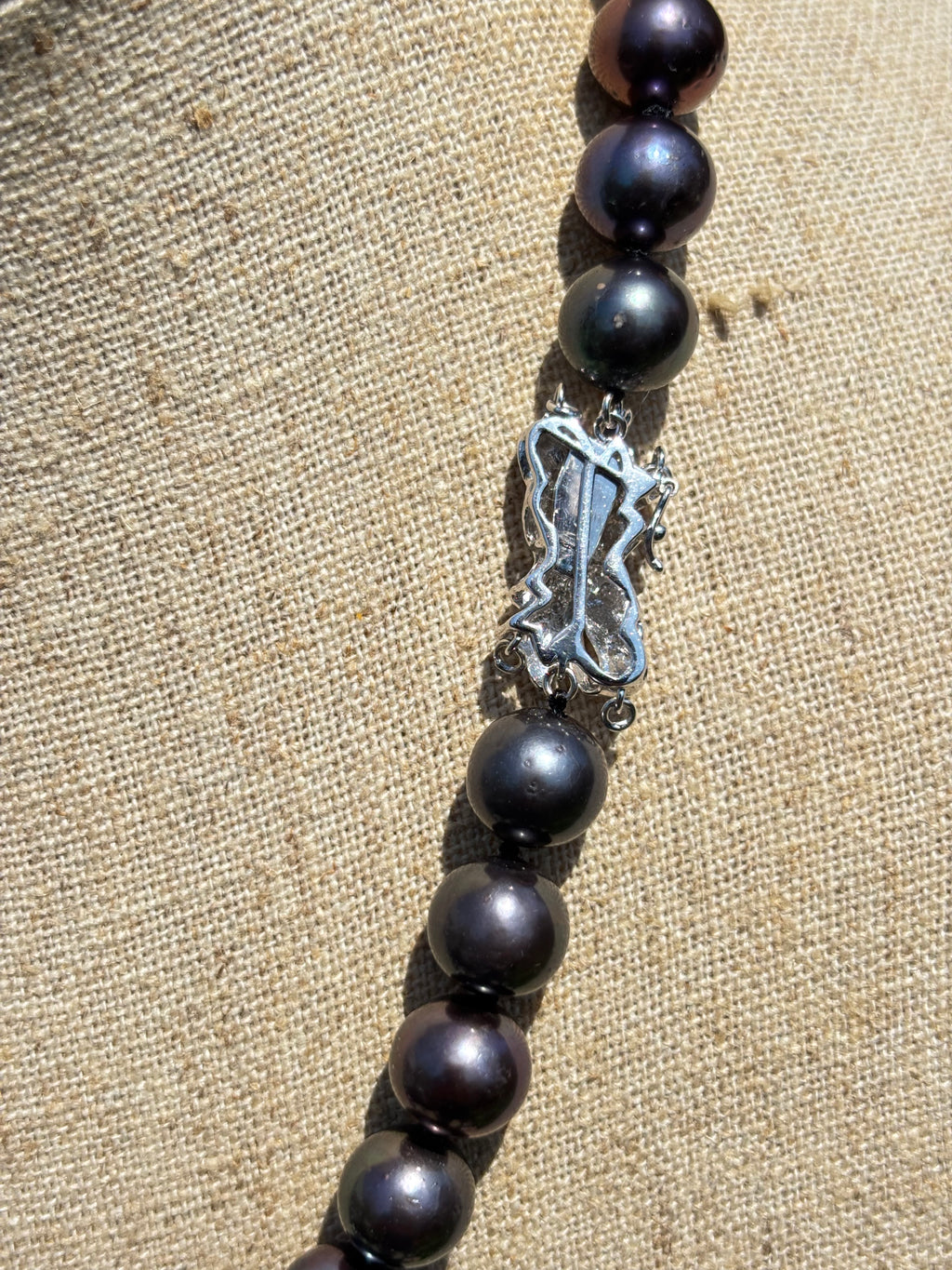 Vintage Peacock Overtone Black Cultured Pearl Necklace 18K Diamond Clasp
