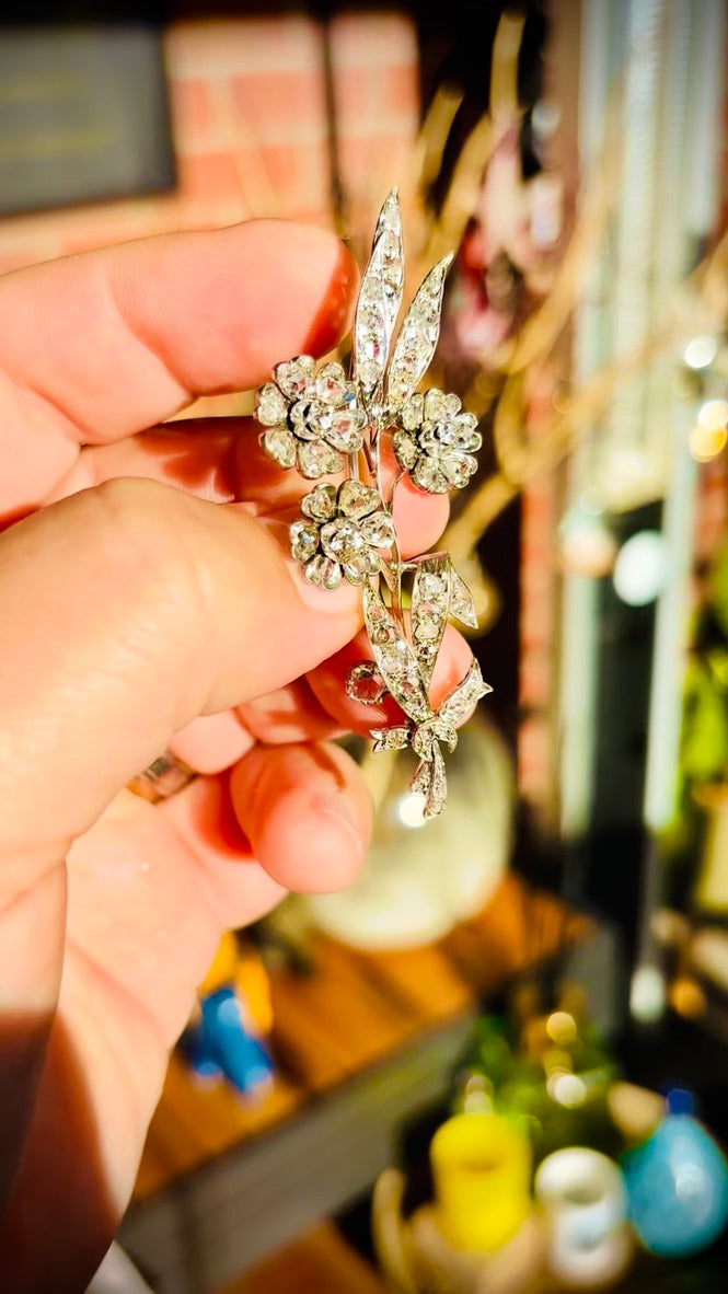 ANTIQUE EDWARDIAN DIAMOND Brooch