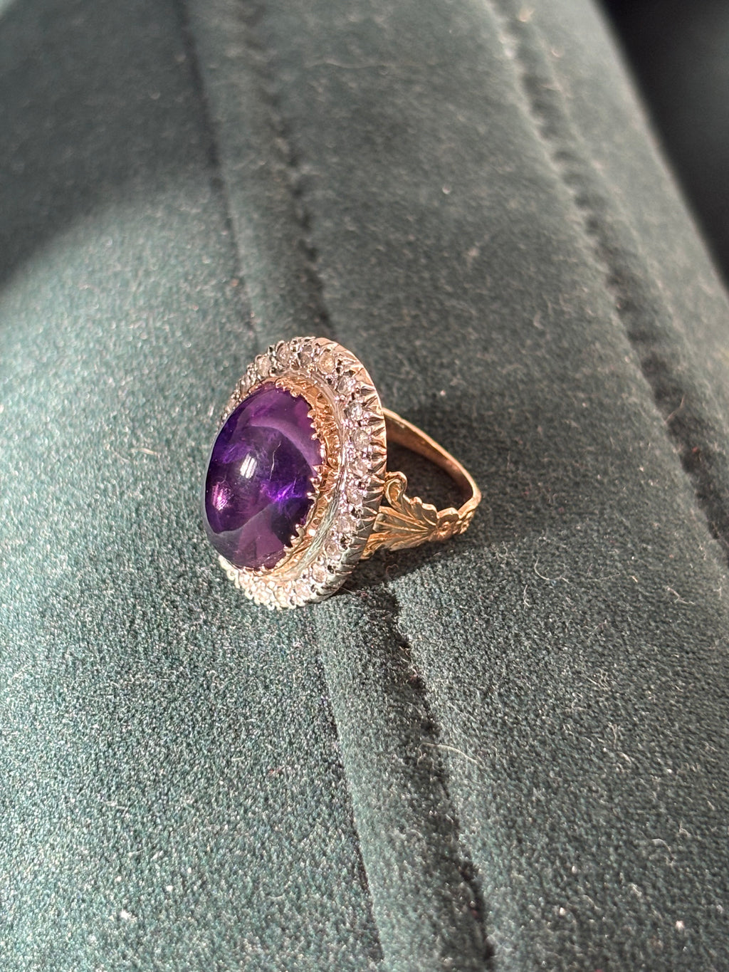 ANTIQUE AMETHYST & DIAMONDS Ring