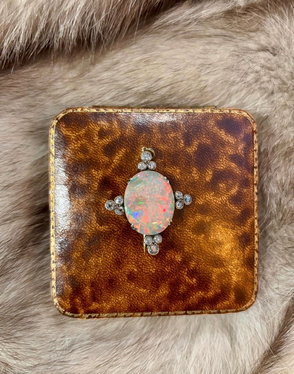 EDWARDIAN 1900’s OPAL BROOCH Pendant