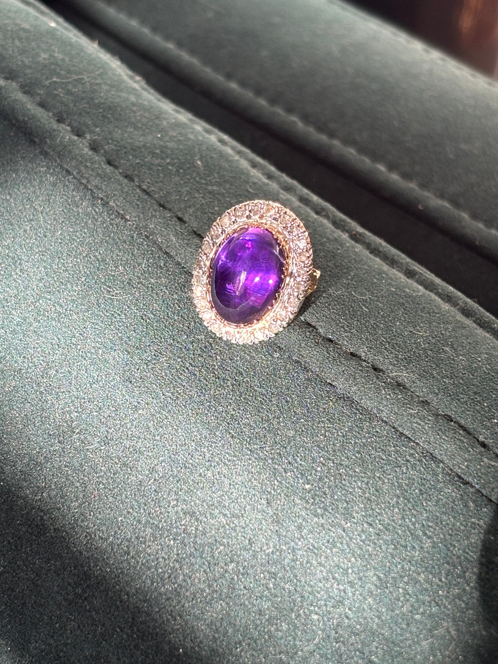 ANTIQUE AMETHYST & DIAMONDS Ring