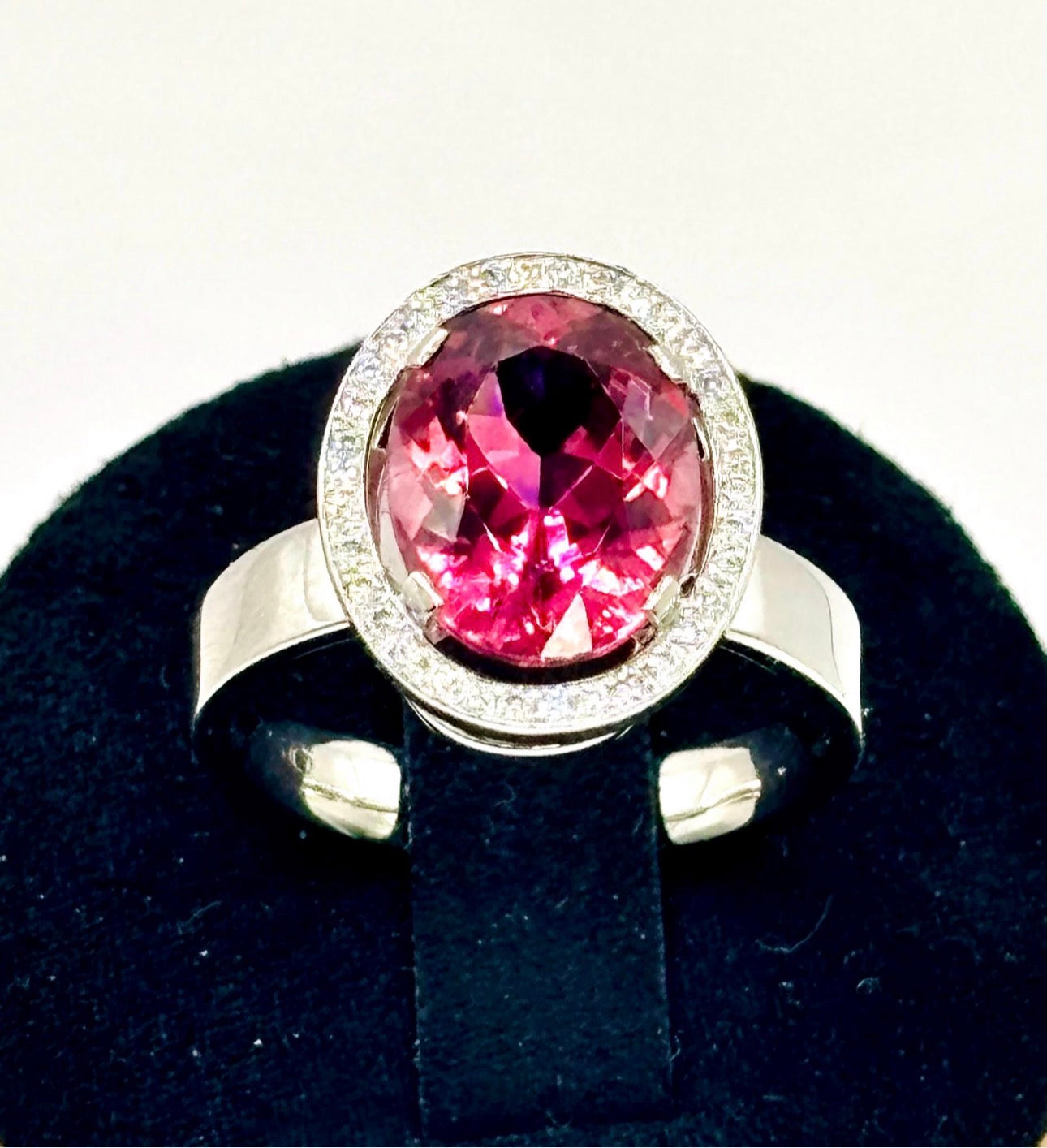 PINK TOURMALINE & DIAMOND Ring 18 K Gold