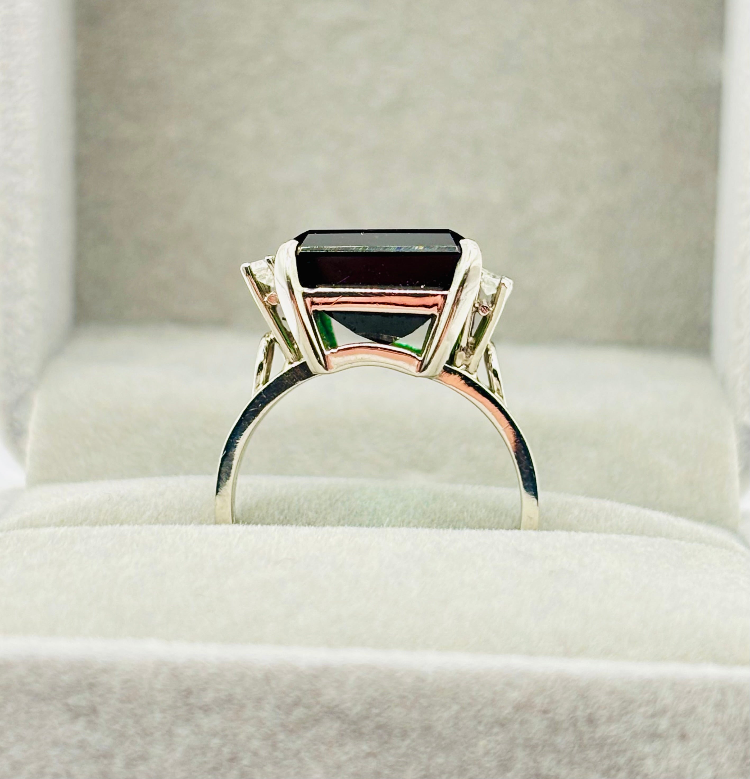 GREEN TOURMALINE & DIAMONDS Platinum Statement Ring
