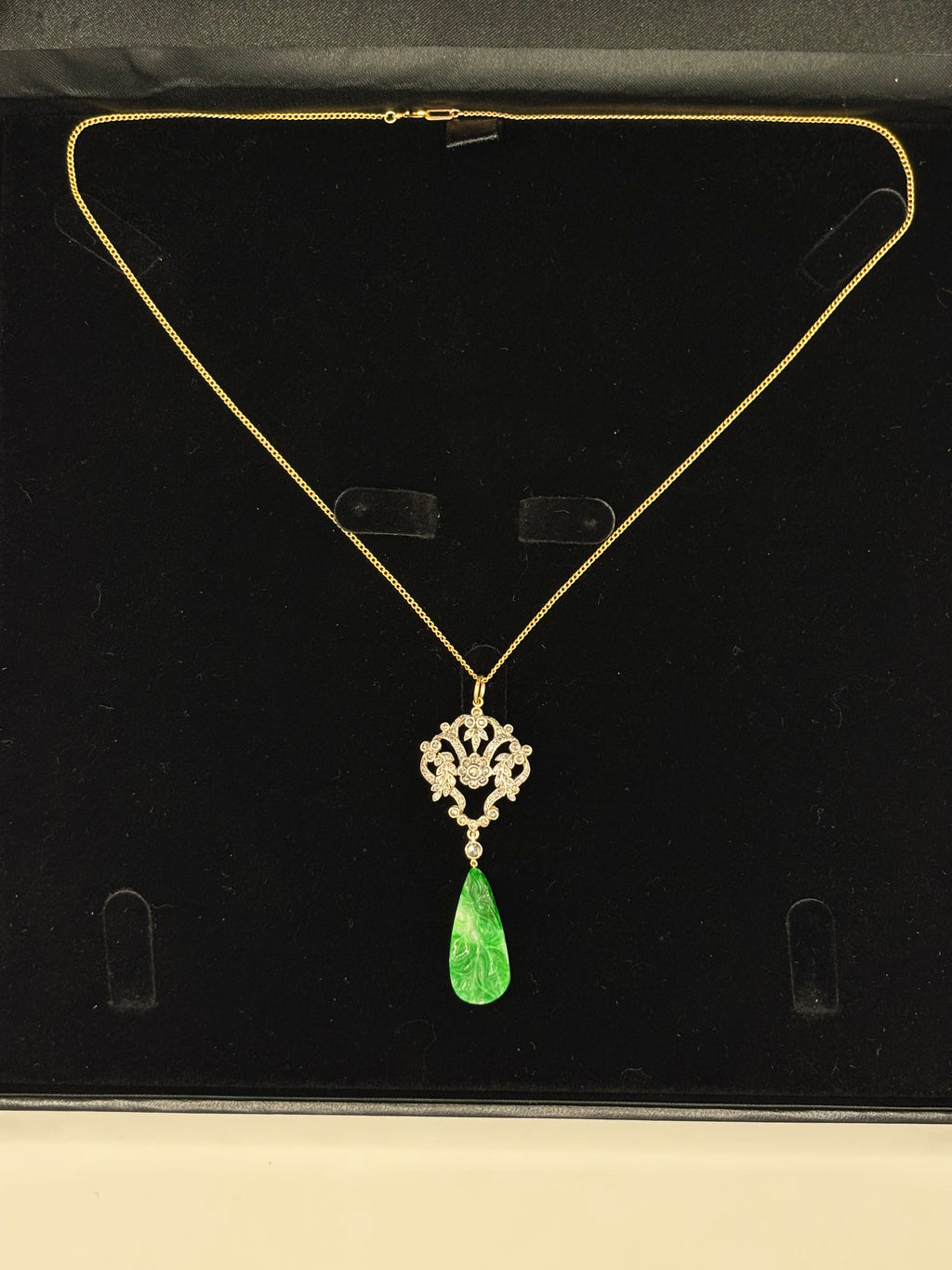 ANTIQUE JADE JADEITE & Diamonds Gold Pendant c.1900-1910