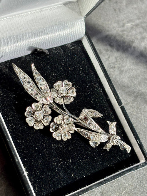 ANTIQUE EDWARDIAN DIAMOND Brooch