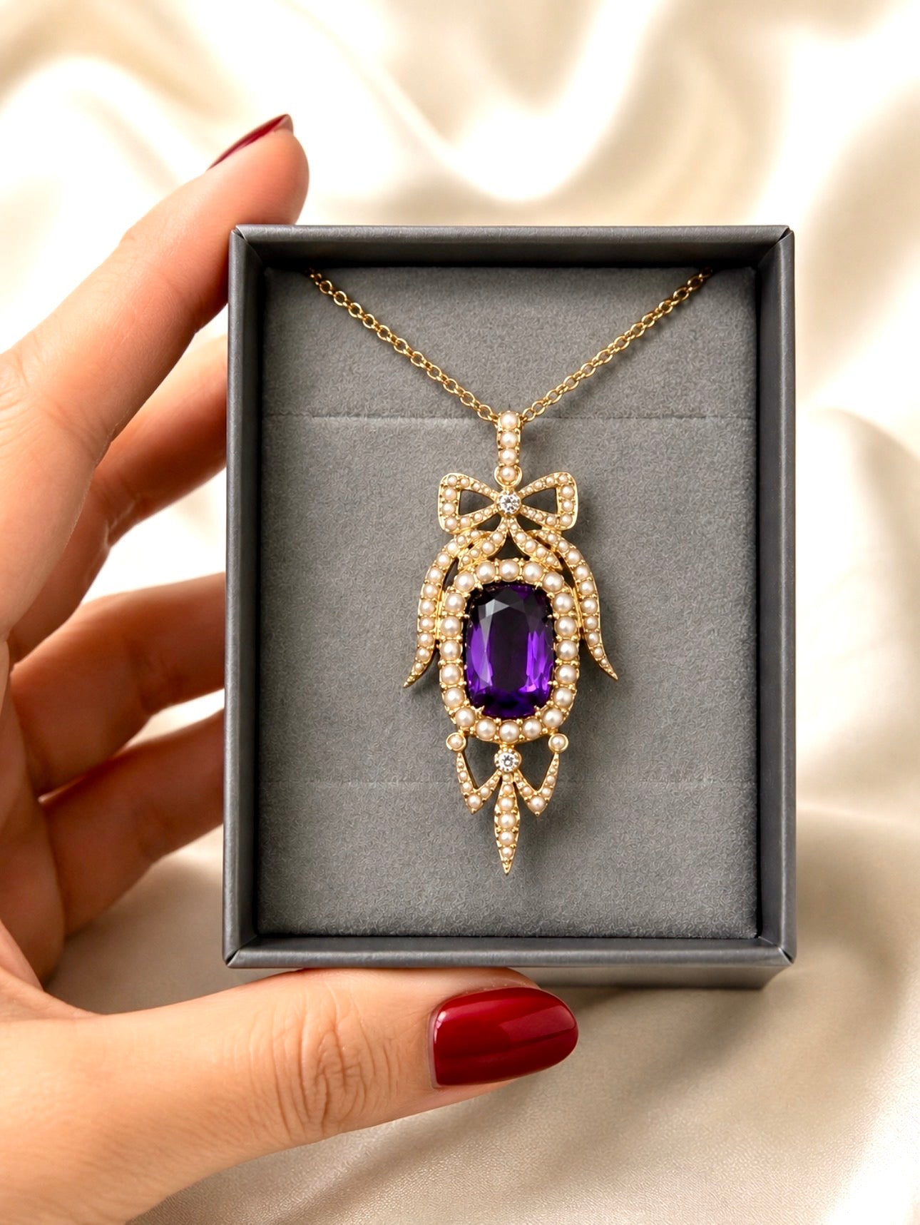 Antique Edwardian Amethyst Pearl Diamond Pendant Necklace in Gold.