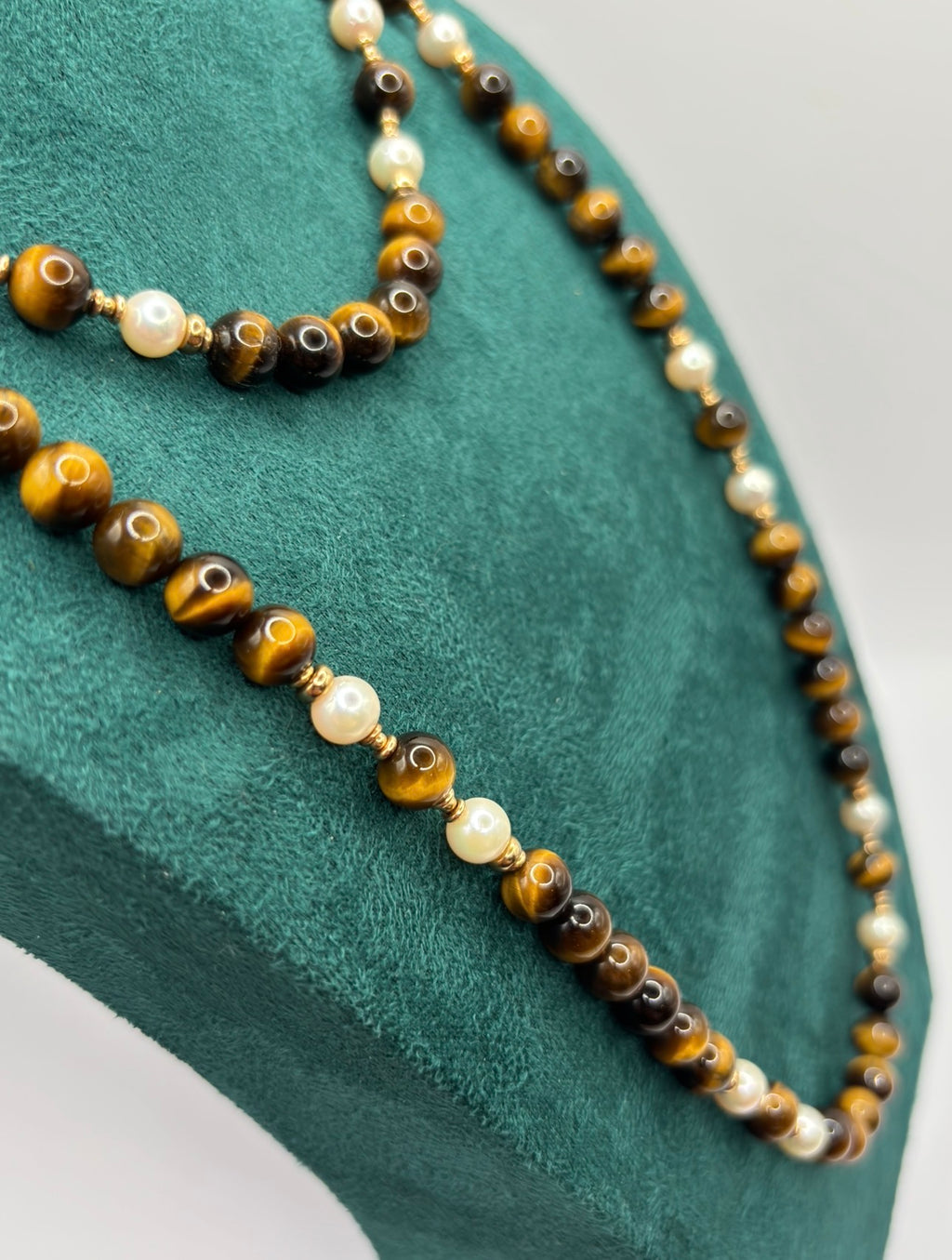Vintage 90cm Long Tiger’s Eye, Pearl and Gold Continuous Bead Necklace