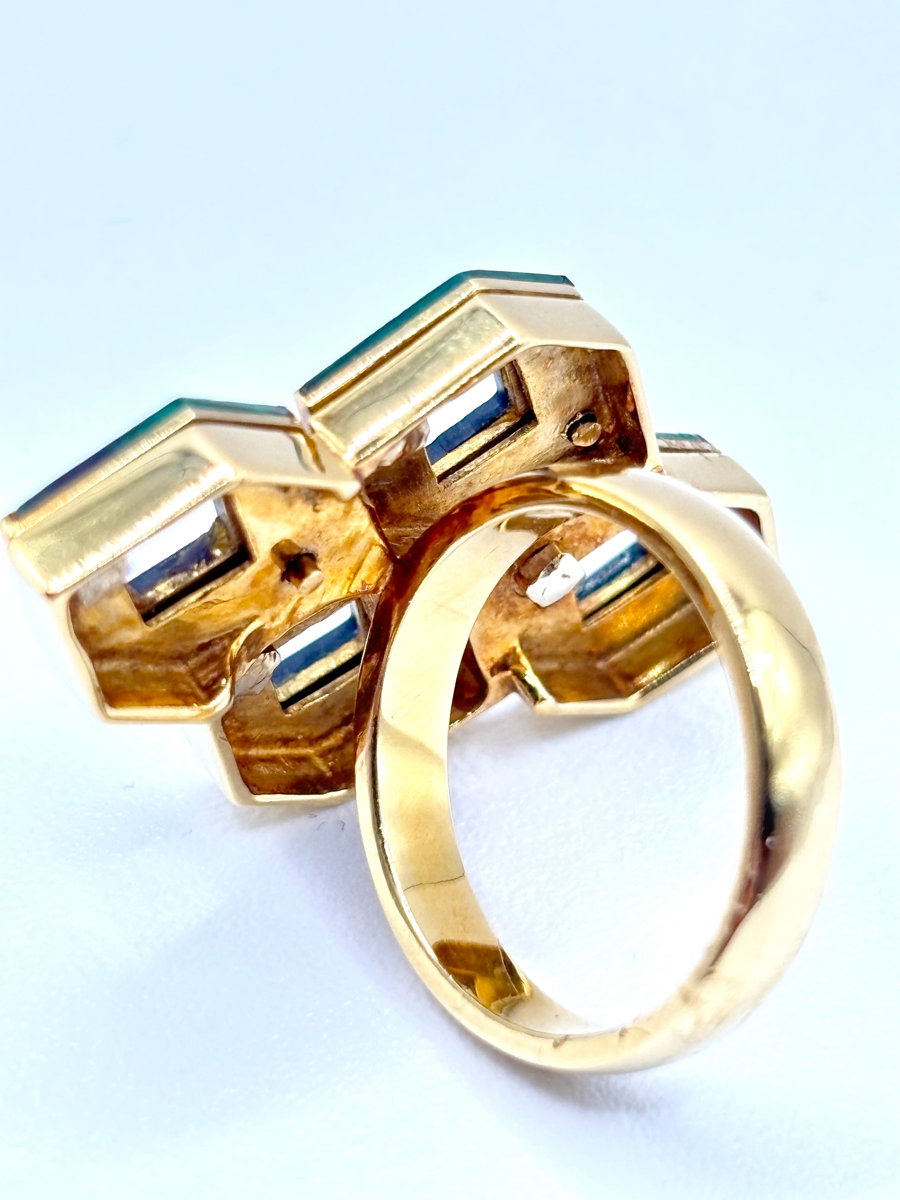 Vintage Ring 18K Gold Malachite, Onyx. Diamonds, circa 1980 Italy
