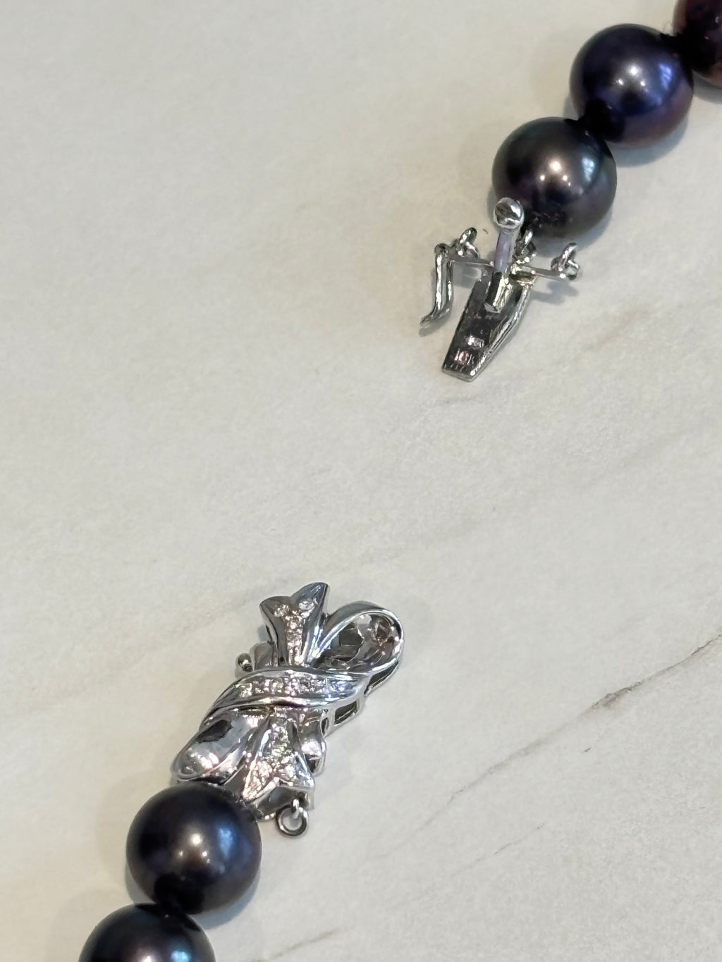 Vintage Peacock Overtone Black Cultured Pearl Necklace 18K Diamond Clasp