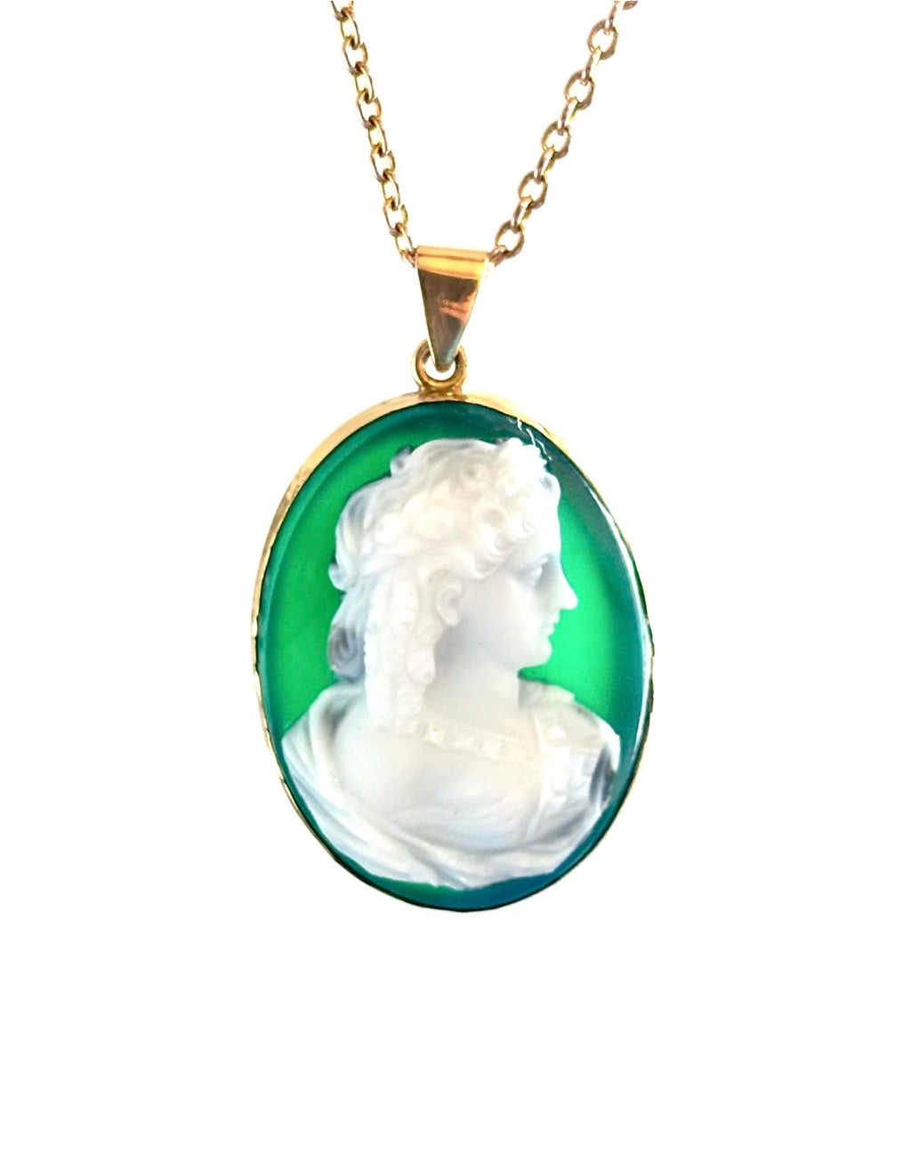 Antique 18 Karat Gold Green Agate Cameo Pendant Necklace, Birmingham, UK, 1922