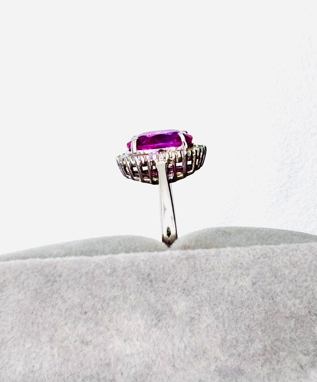 Pink Sapphire from Madagascar and Diamond Cluster Ring, Platinum, 2.35 Carat