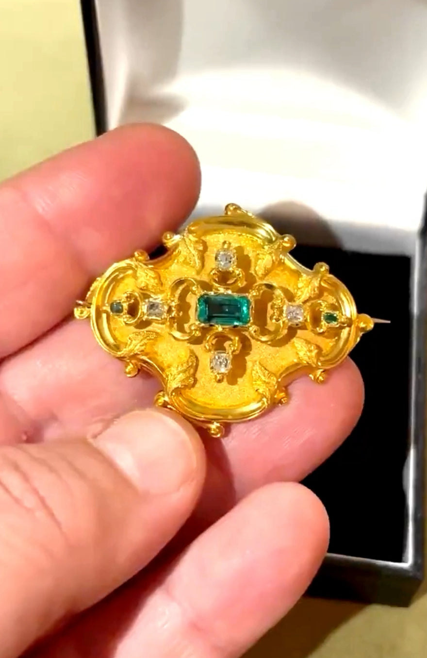 REGENCY EMERALD & DIAMOND 22K Brooch, Circa 1825-1835