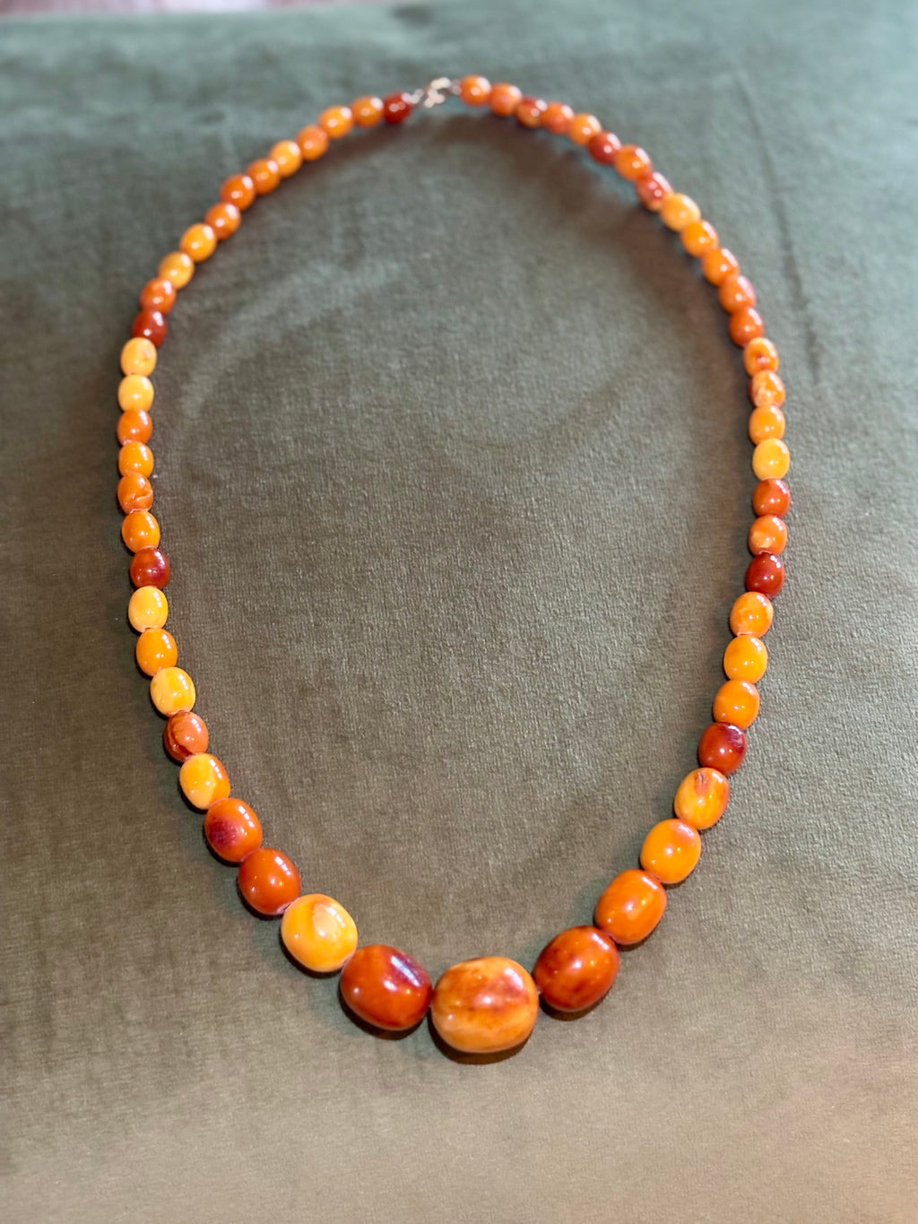 Mid-Century Butterscotch Amber Beads Necklace, 60cm, Gold Clasp