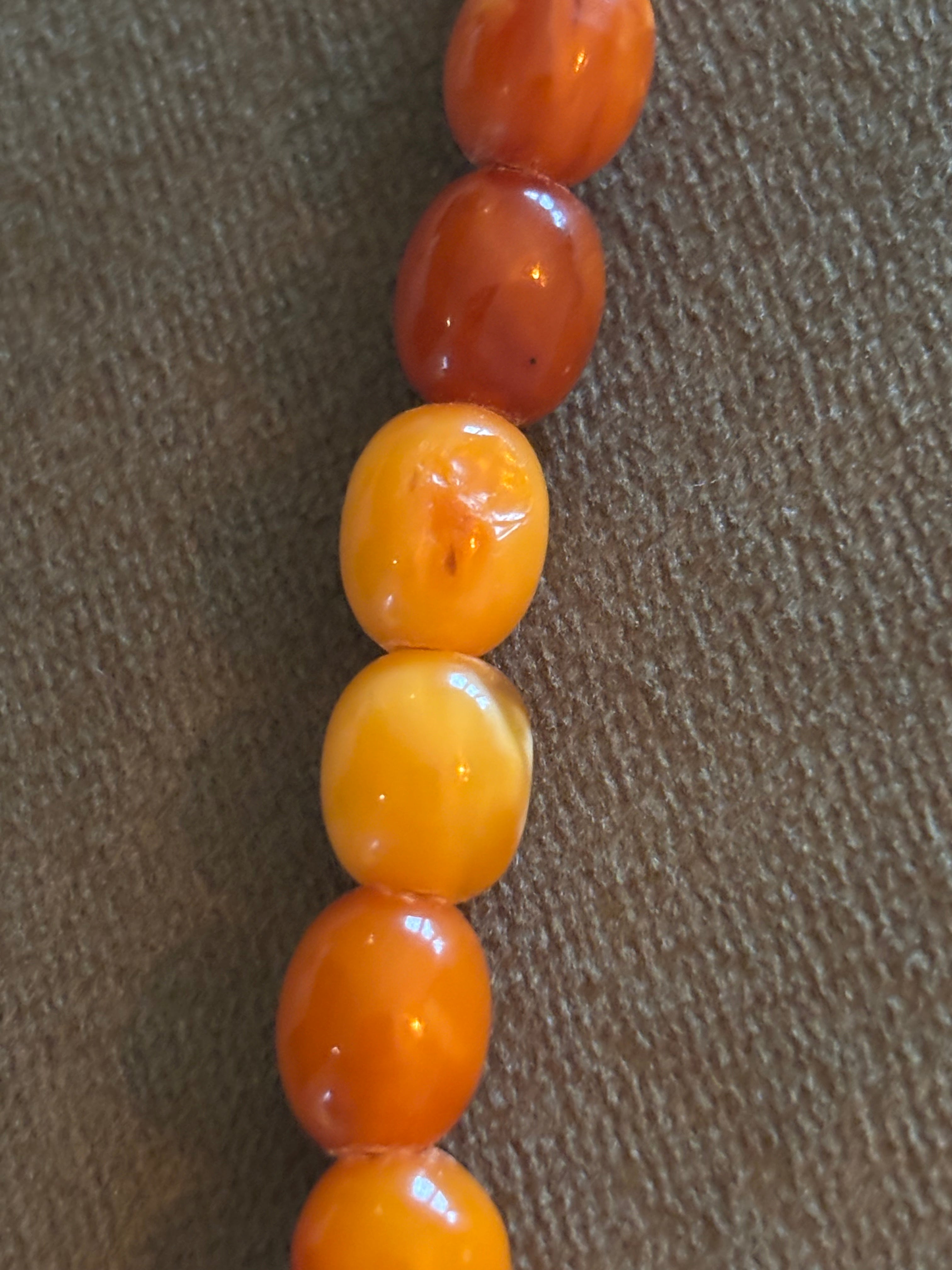 Mid-Century Butterscotch Amber Beads Necklace, 60cm, Gold Clasp
