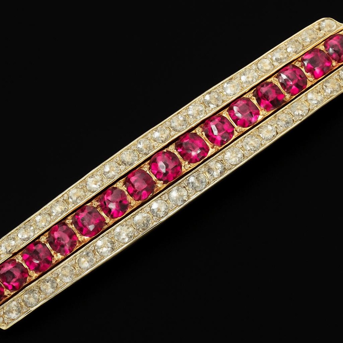 EDWARDIAN RUBY & DIAMOND and Gold Brooch