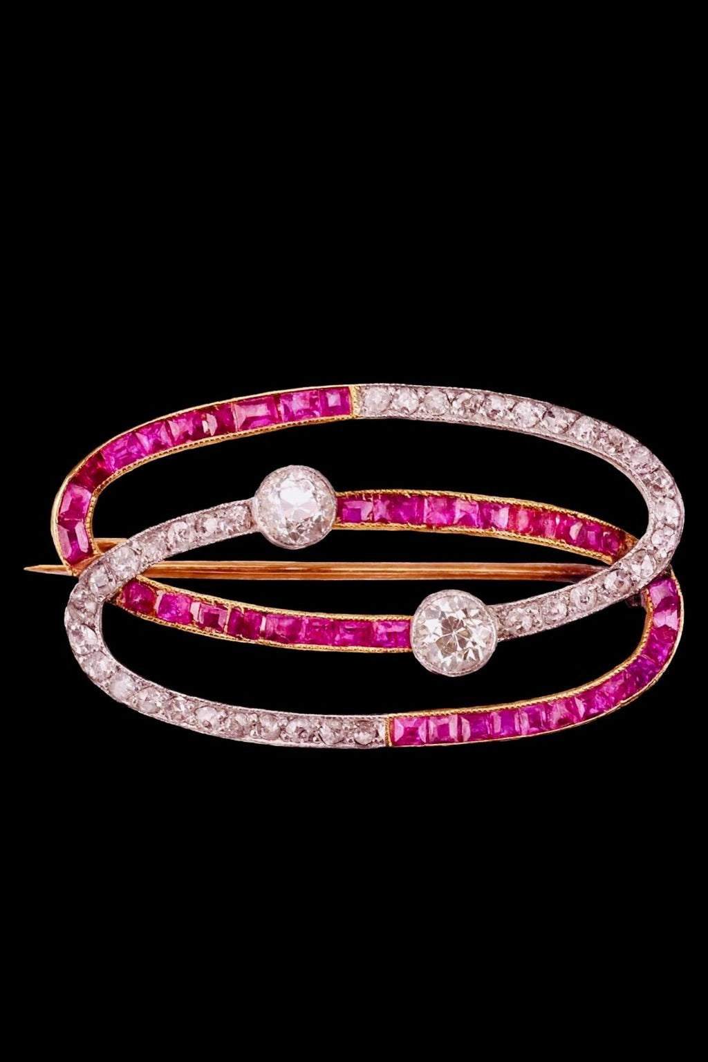 Art Deco Ruby & Diamond Brooch 1920’s