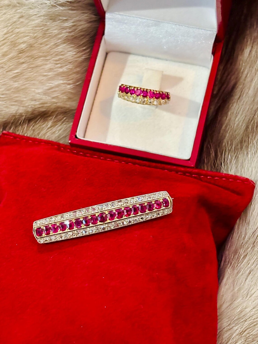 EDWARDIAN RUBY & DIAMOND and Gold Brooch