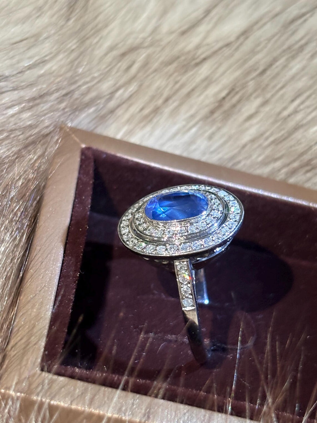 GCS Certified 3.70ct Unheated Sri Lankan Sapphire & Diamond Platinum Ring