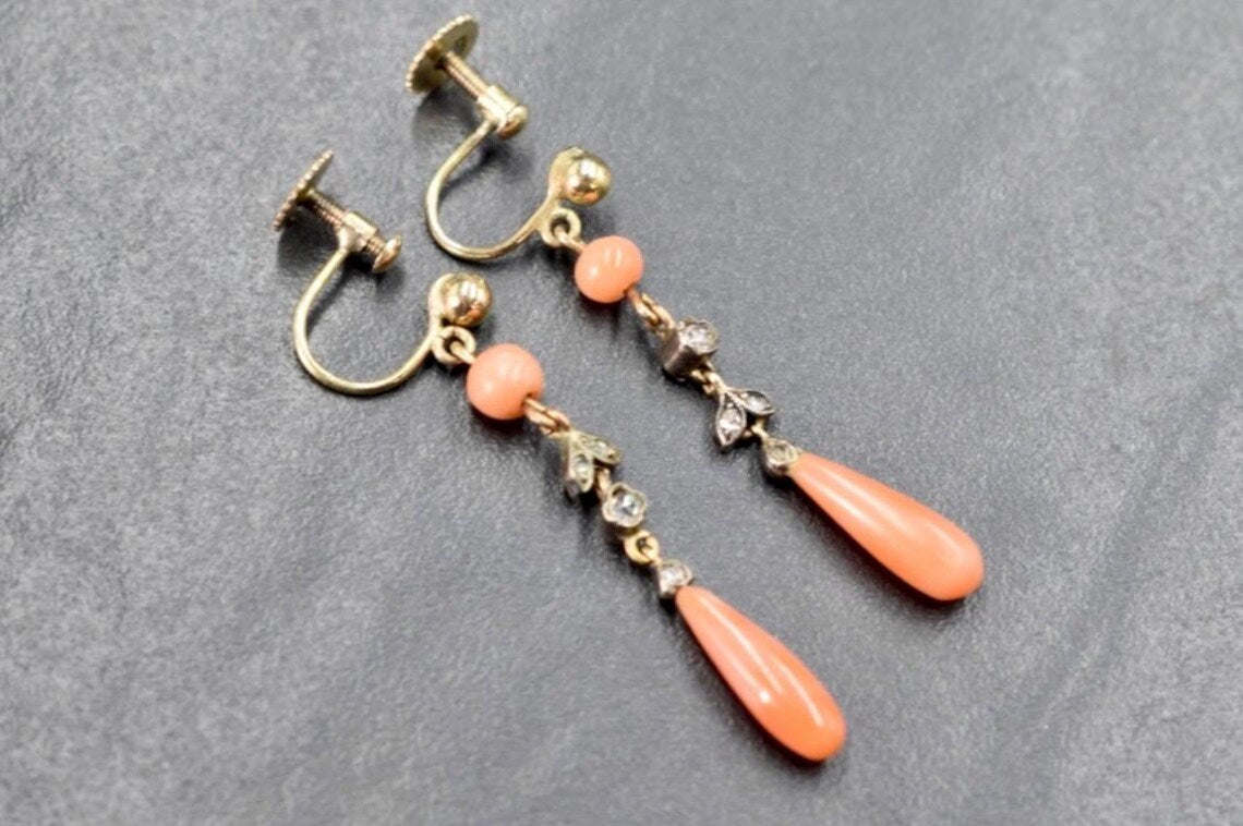 ART DECO CORAL Earrings with old cut diamonds