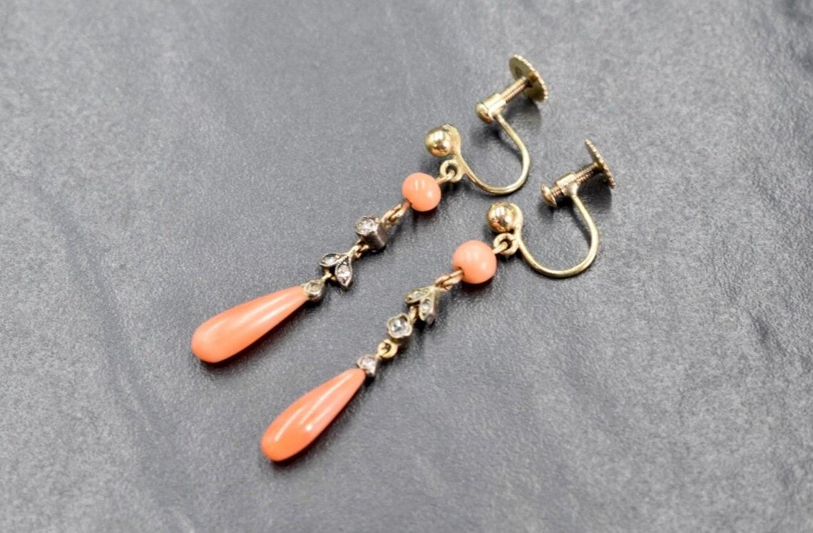 ART DECO CORAL Earrings with old cut diamonds