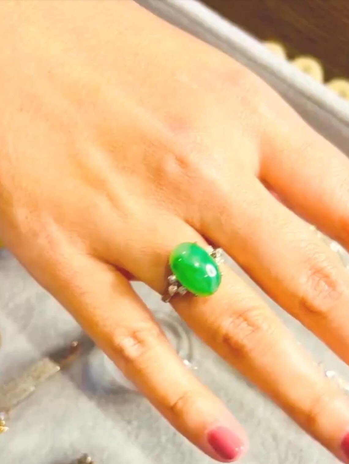 JADE & DIAMONDS VINTAGE White Gold Ring