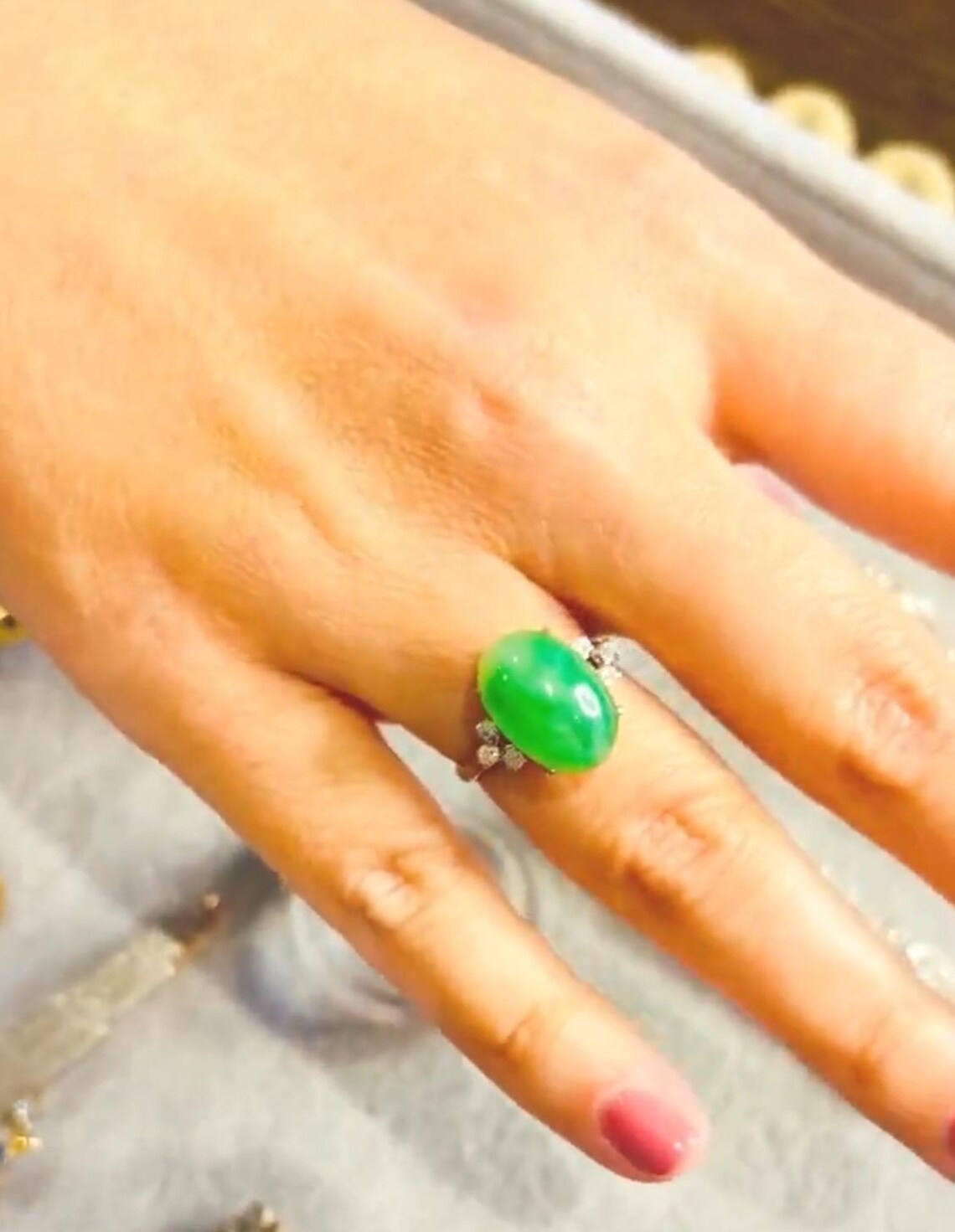 JADE & DIAMONDS VINTAGE White Gold Ring