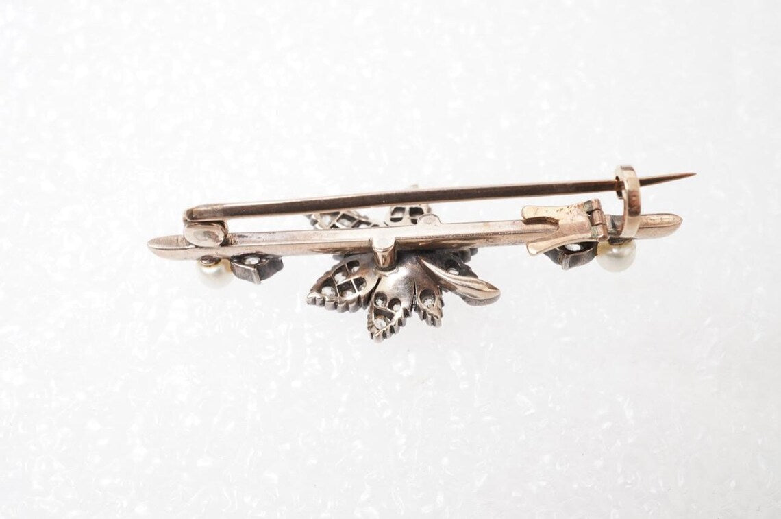 Early 20th Century Diamond and Pearl Maple Leaf Bar Brooch in Silver and Gold