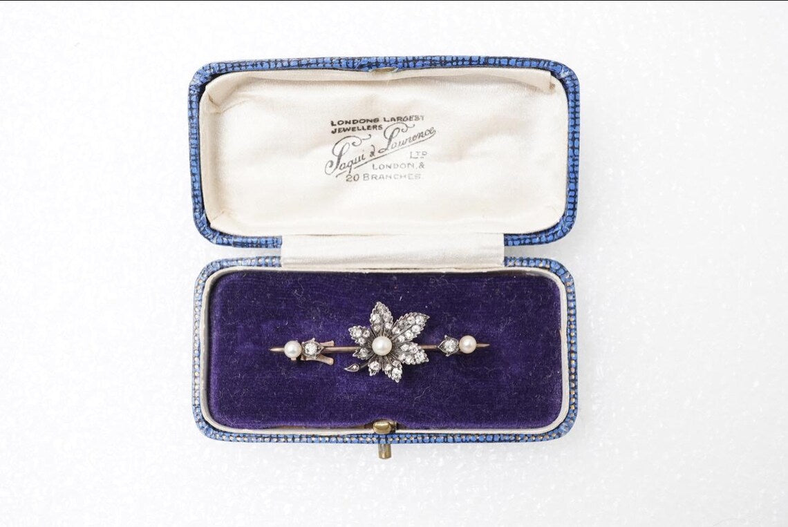 Early 20th Century Diamond and Pearl Maple Leaf Bar Brooch in Silver and Gold