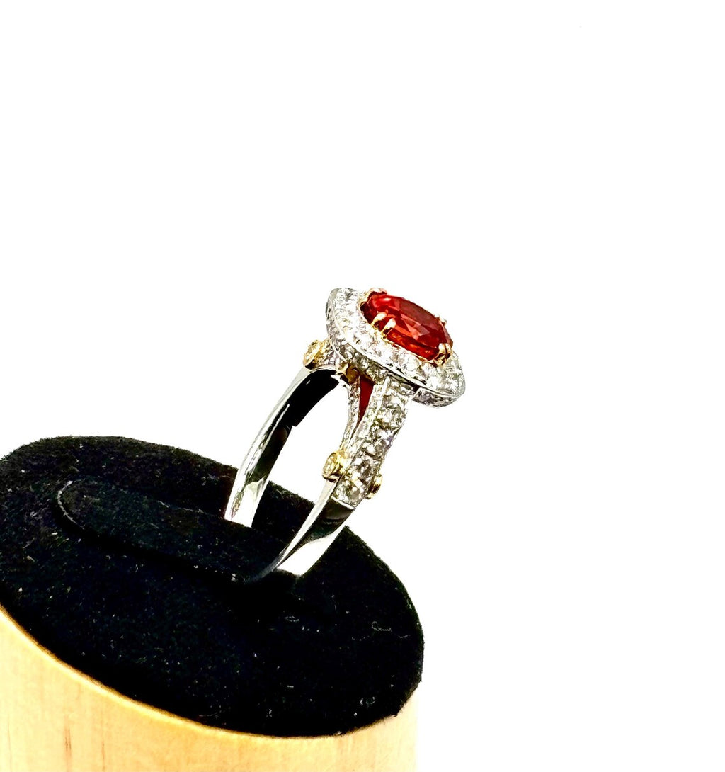 ORANGE PADPARADSCHA SAPPHIRE & Diamonds Ring