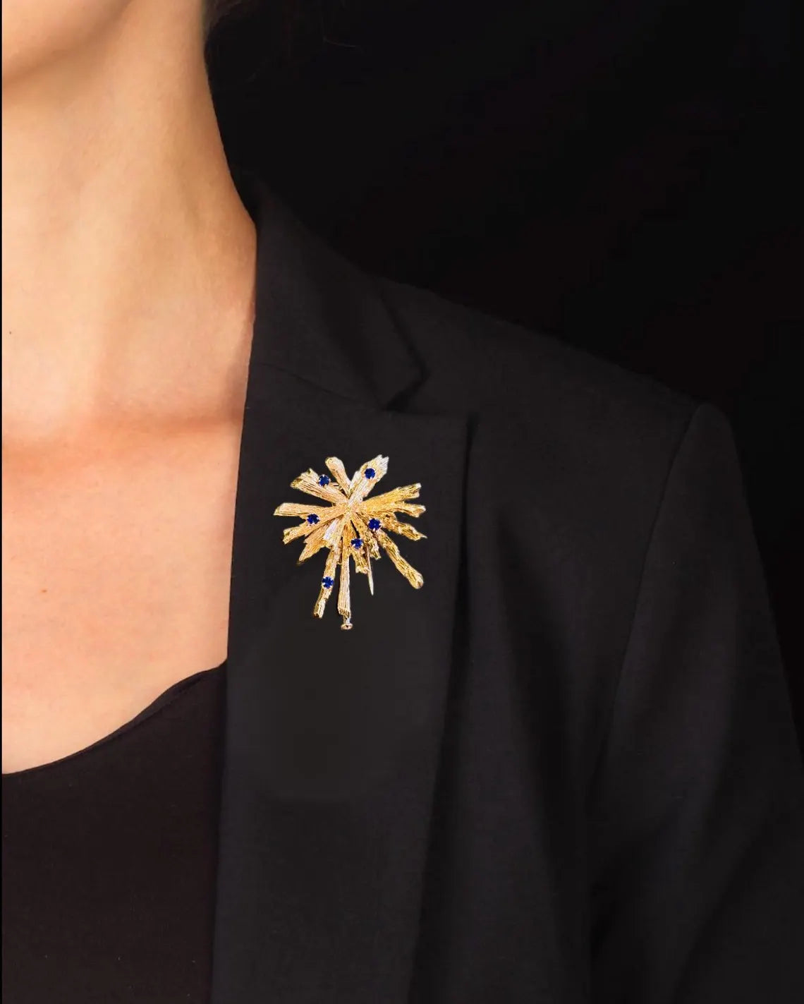 CHAUMET, VINTAGE BROOCH in 18ct yellow gold