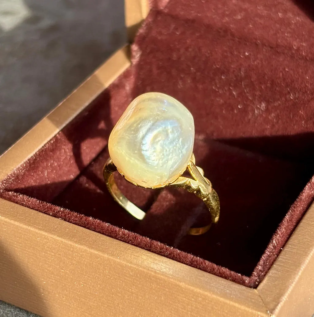 Antique GSC CERTIFIED NATURAL Saltwater Pearl Ring