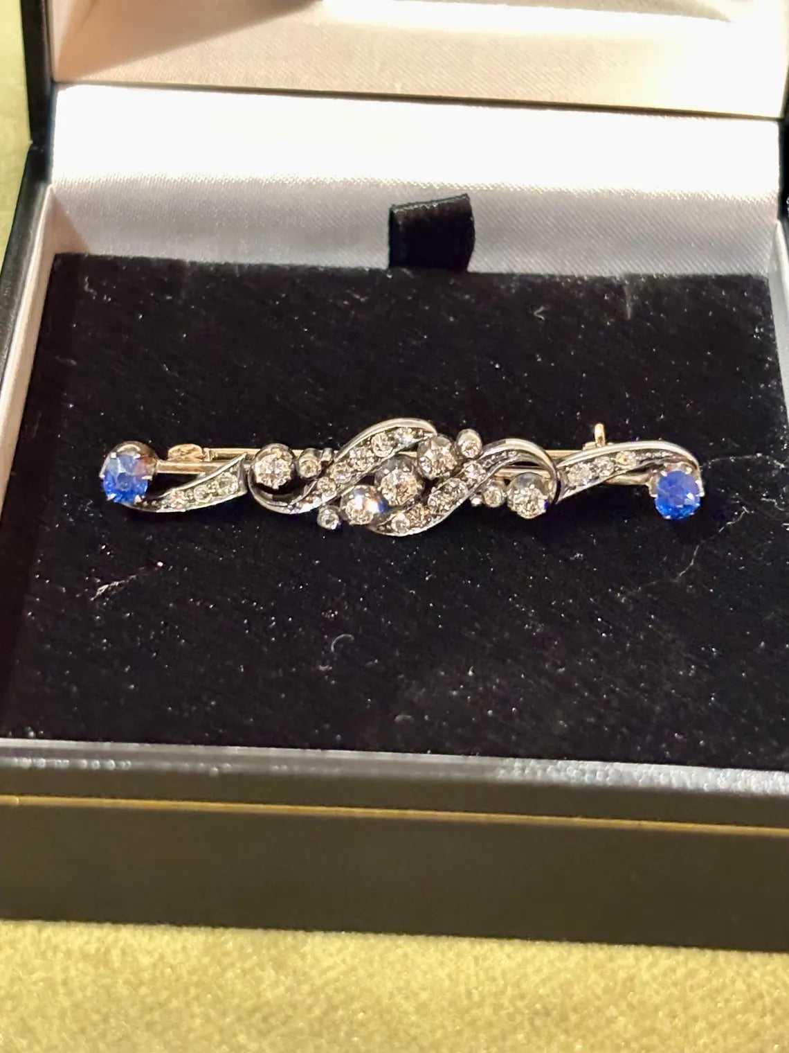 ANTIQUE SAPPHIRE & DIAMOND Edwardian Brooch