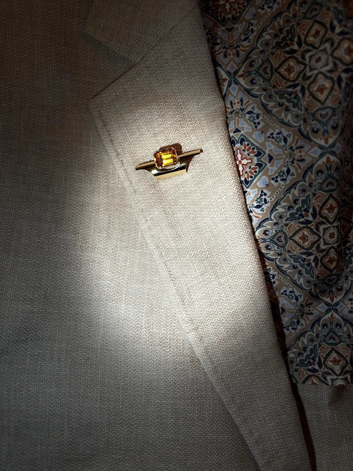 VINTAGE CITRINE & 18k GOLD Brooch