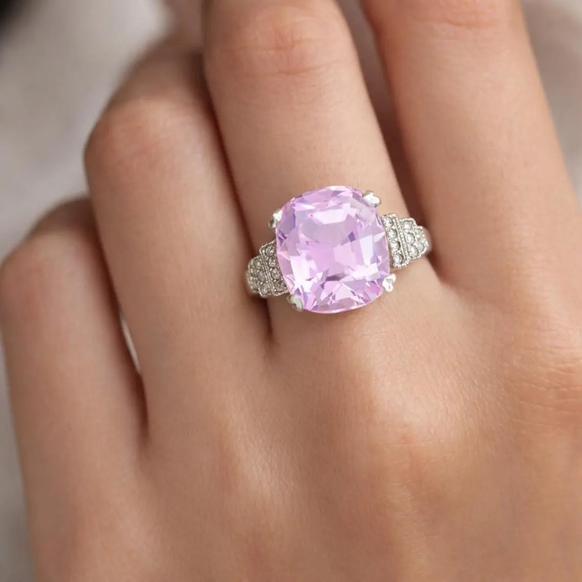 ART DECO Style 9.24 Carat KUNZITE Platinum Ring with Diamonds