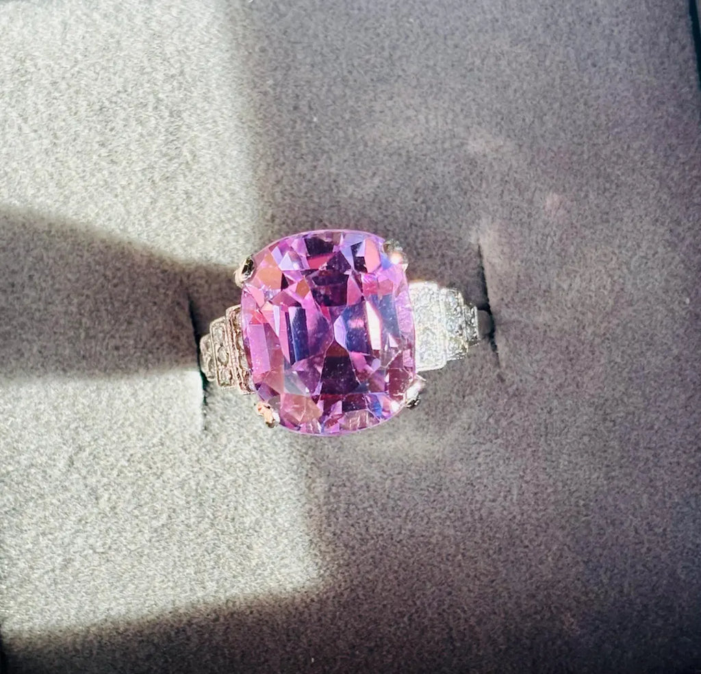 ART DECO Style 9.24 Carat KUNZITE Platinum Ring with Diamonds
