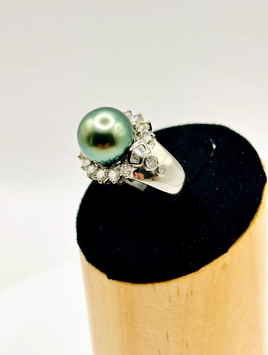 18K White Gold Tahitian Pearl Diamond Halo Ring, 10–11mm Pearl, 0.82ct Diamonds