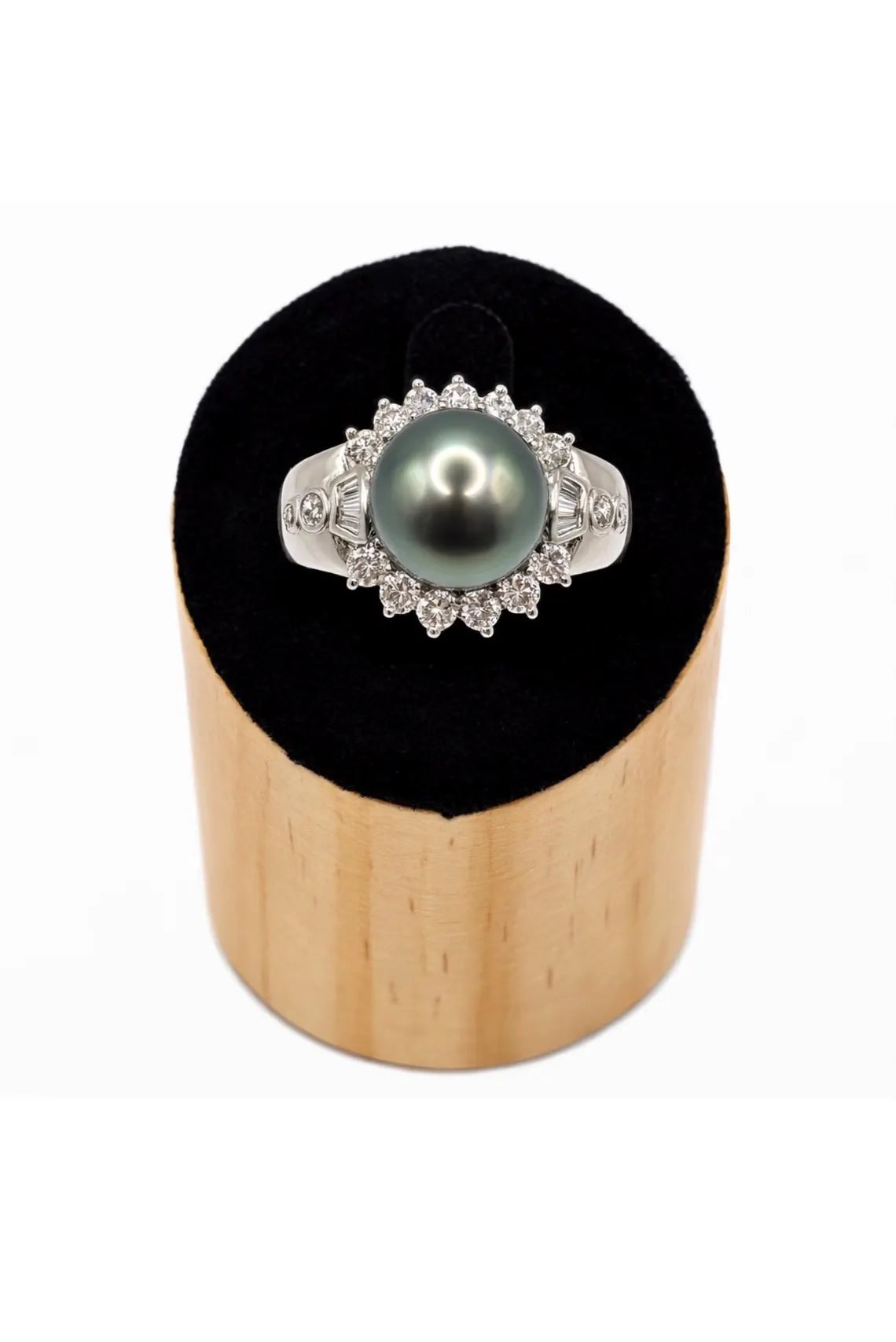 18K White Gold Tahitian Pearl Diamond Halo Ring, 10–11mm Pearl, 0.82ct Diamonds