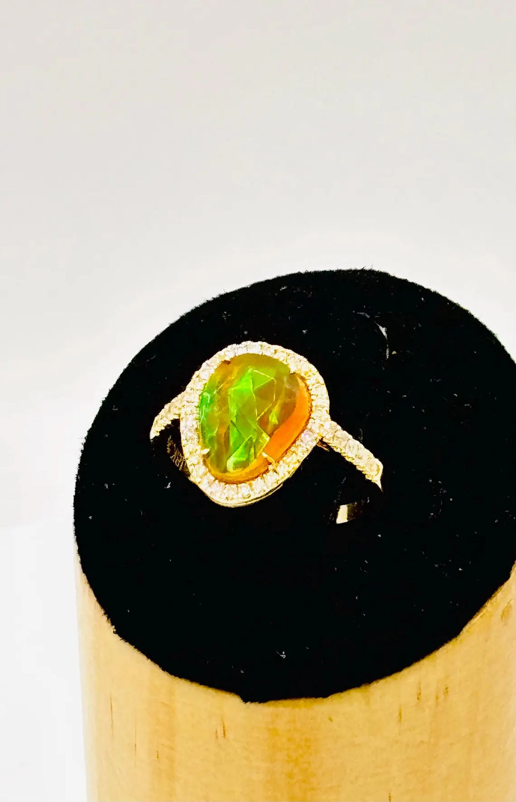 MEXICAN FIRE OPAL & Diamonds Ring