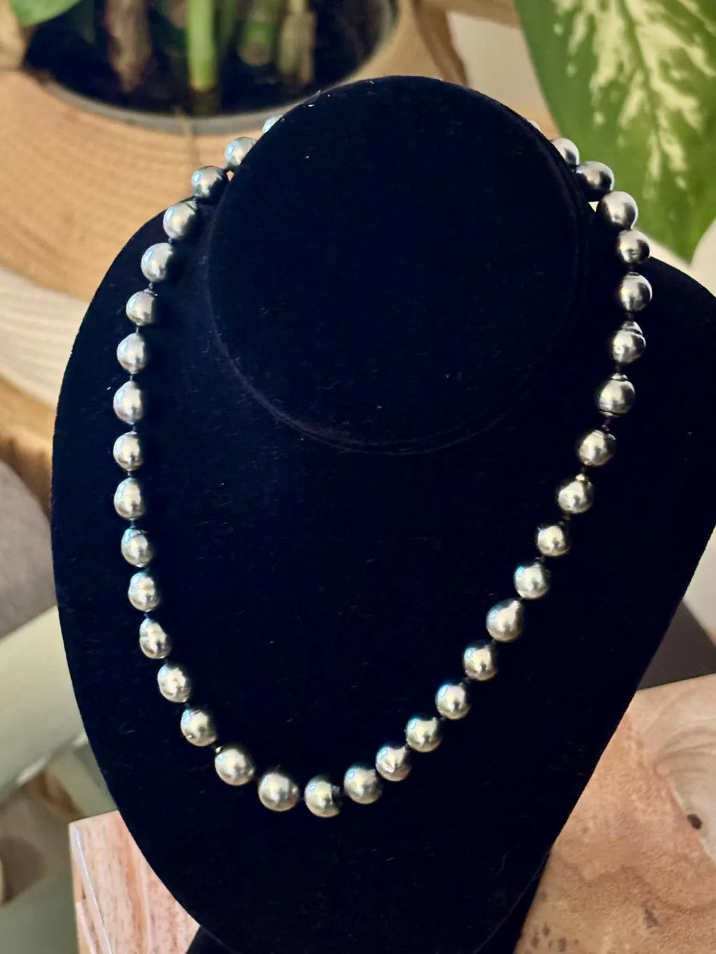 Graduated Tahitian Pearl Necklace 9–11.4mm with 18k Gold Clasp, 45cm