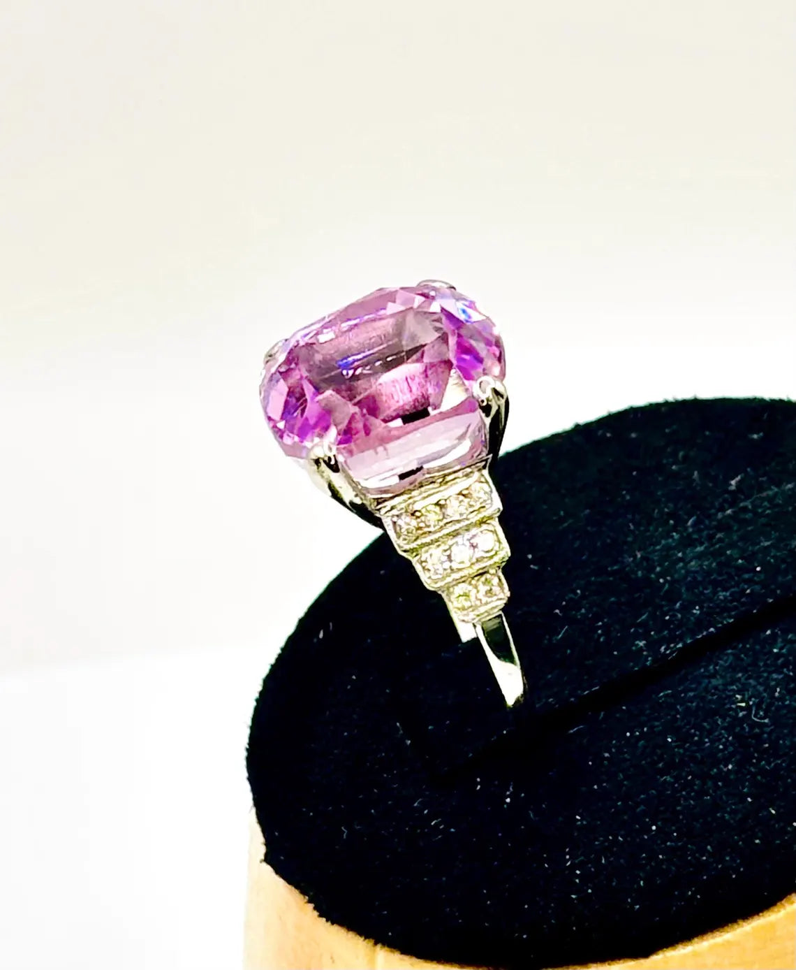 ART DECO Style 9.24 Carat KUNZITE Platinum Ring with Diamonds