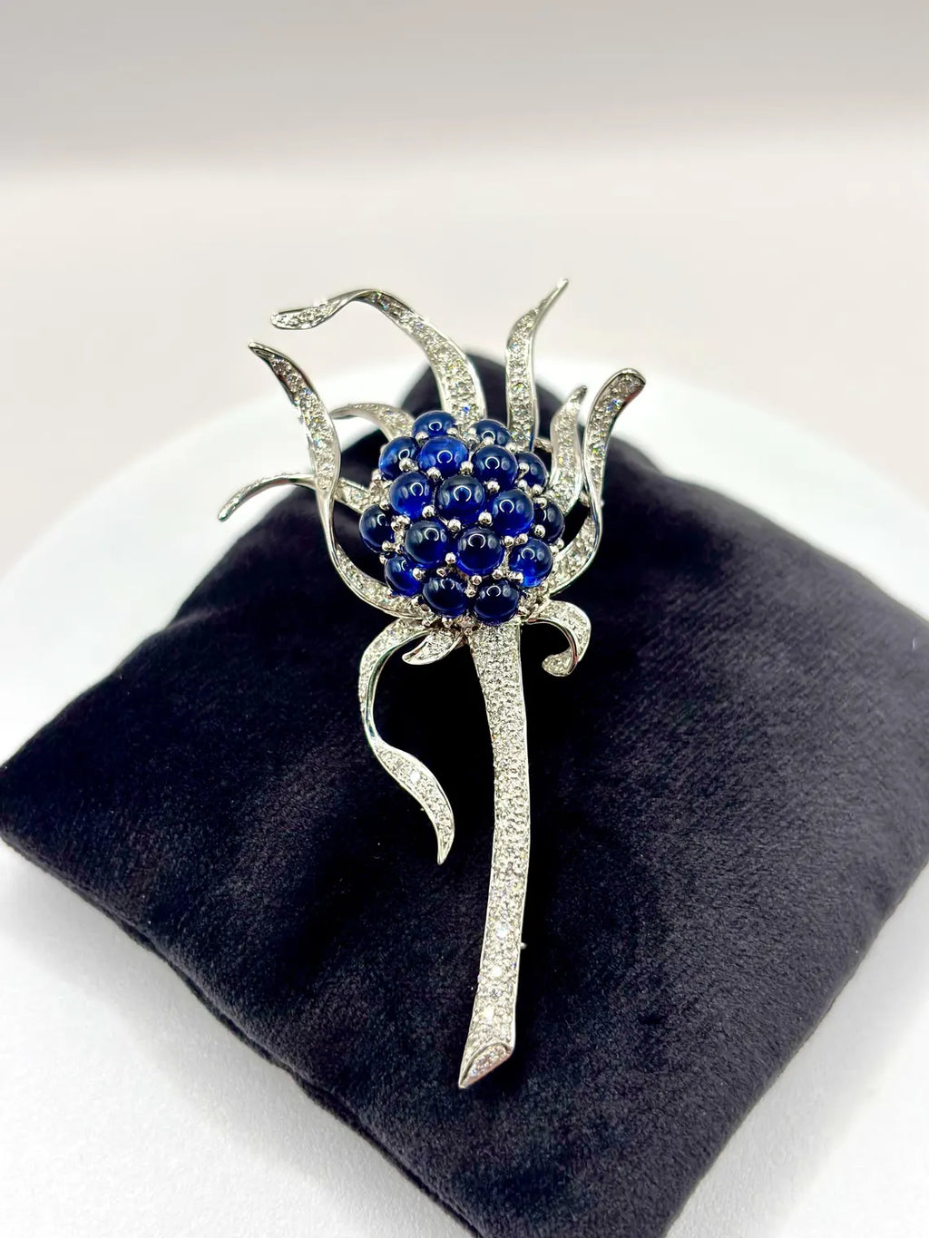 SAPPHIRE & DIAMOND Platinum Thistle Flower Brooch