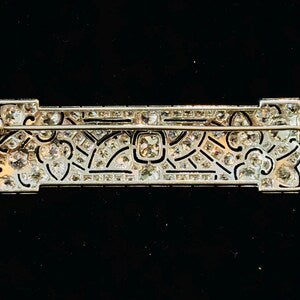 ORIGINAL 1920’s ART DECO  Brooch of Japonisme design.