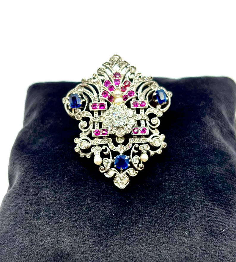 EDWARDIAN PLATINUM BROOCH Diamonds, Sapphires, Rubies & Pearls