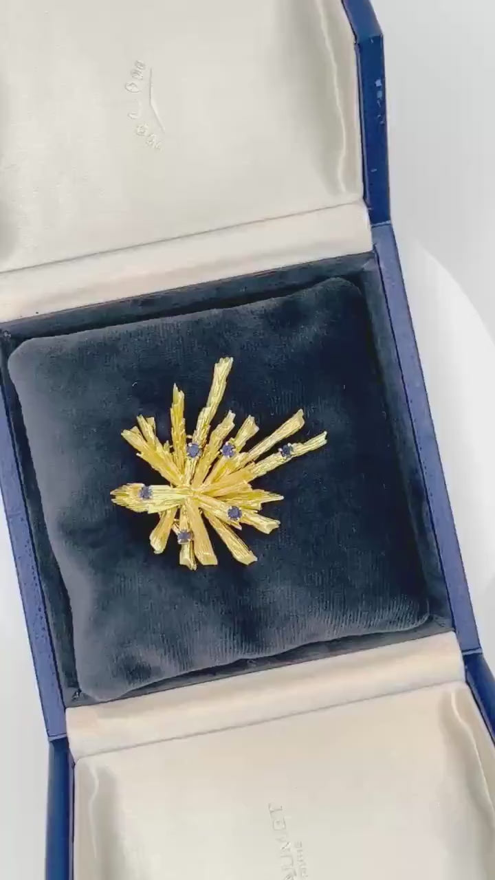 CHAUMET, VINTAGE BROOCH in 18ct yellow gold