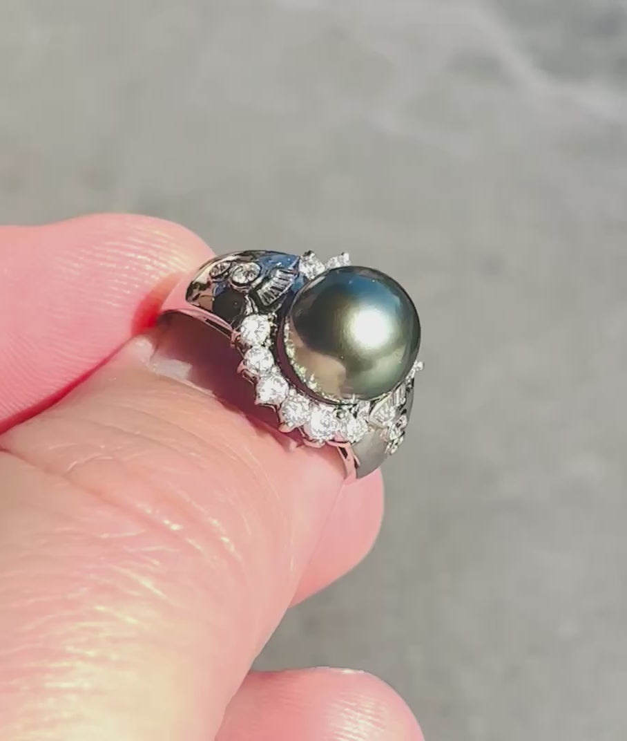 18K White Gold Tahitian Pearl Diamond Halo Ring, 10–11mm Pearl, 0.82ct Diamonds